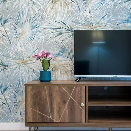 Felicity Apartment By The Park بوخارست المظهر الخارجي الصورة